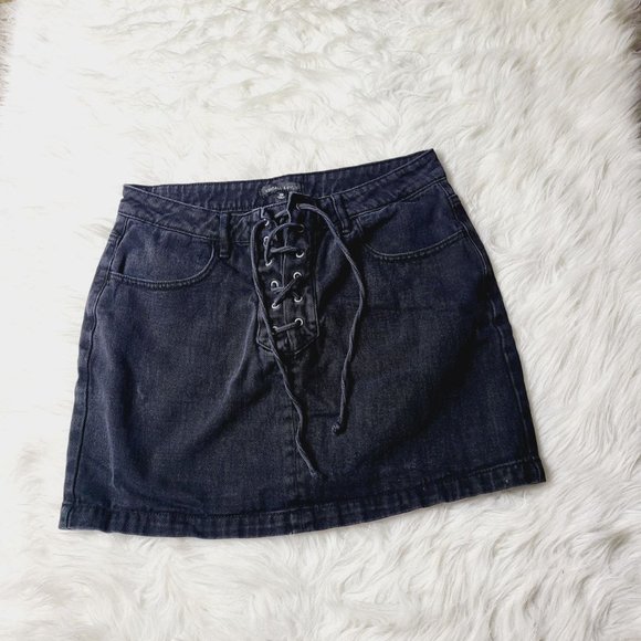 Kendall and Kyle Womens Black Denim Jean Mini Skirt - Picture 1 of 3